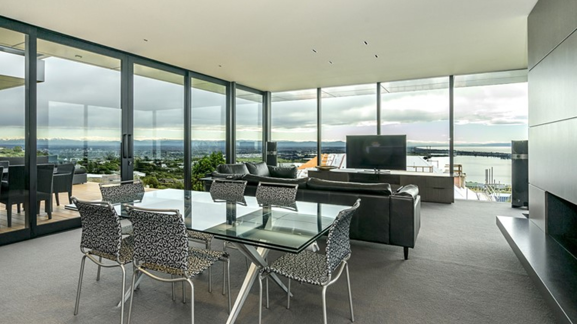 03eb0e878cbc537b48d31831cc4cc39c154a6814